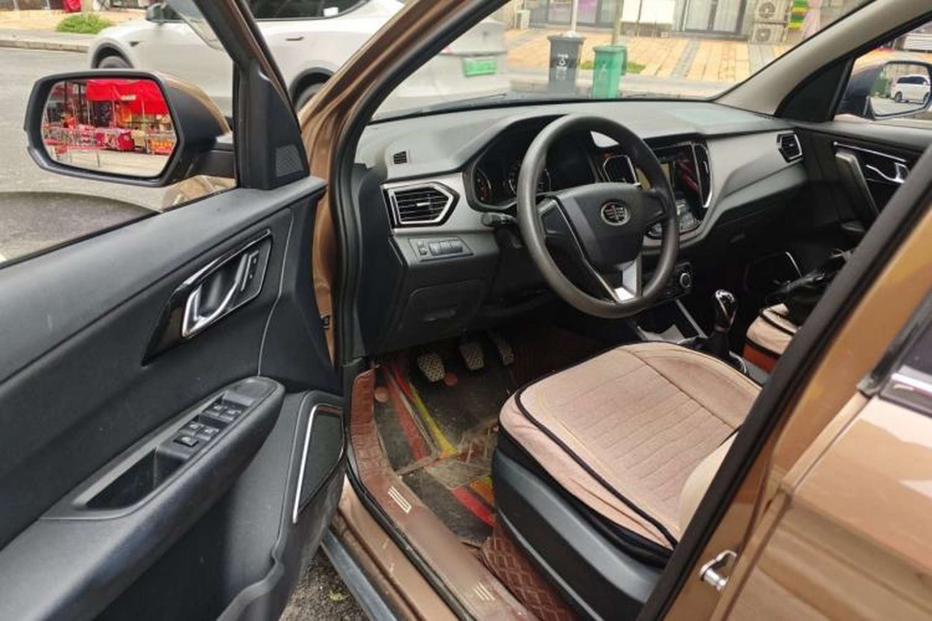 Used FAW Senya R7 2016 1.6L Manual Comfort Model Driver Seat
