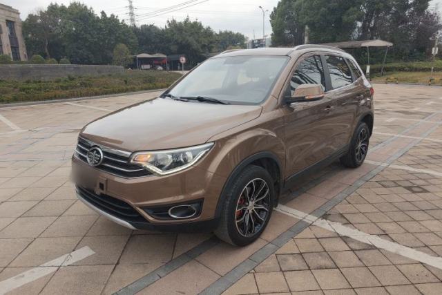Used FAW Senya R7 2016 1.6L Manual Luxury Model