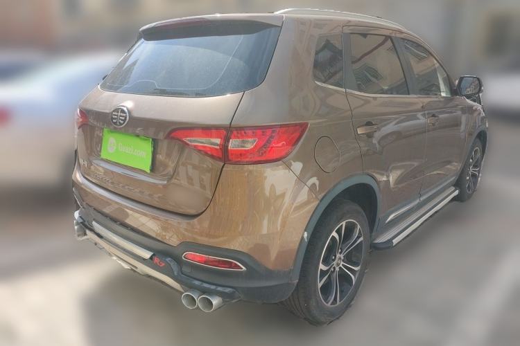 Used FAW Senya R7 2016 1.6L Automatic Luxury Model Exterior 5