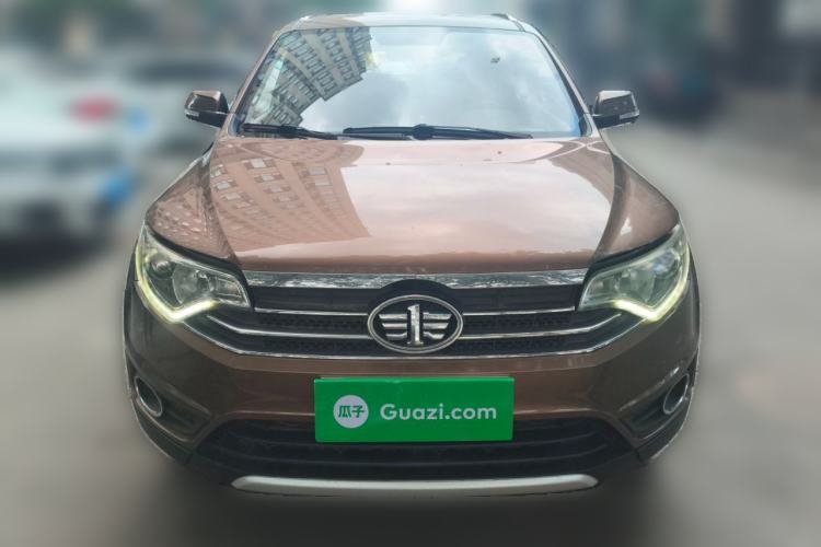 Used FAW Senya R7 2016 1.6L Manual Luxury Model Front