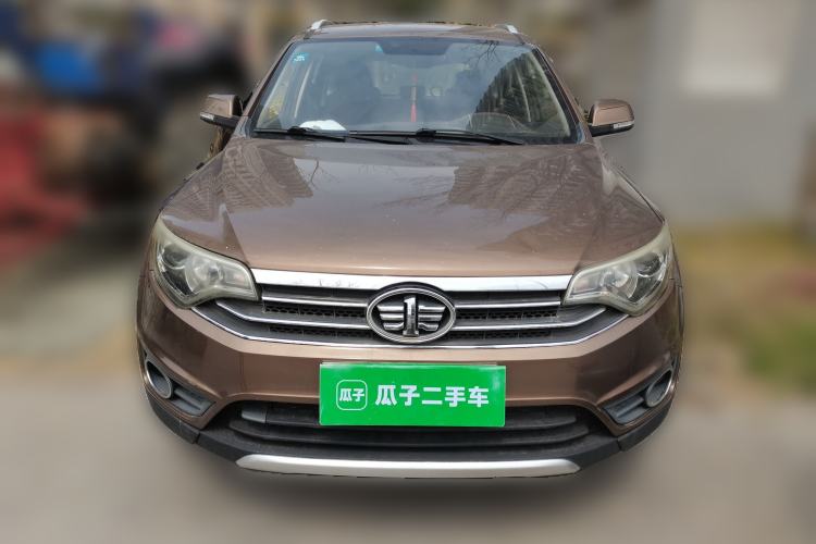 Used FAW Senya R7 2016 1.6L Manual Luxury Model Front