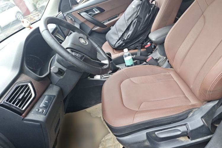 Used FAW Senya R7 2016 1.6L Manual Smart Version Left Front Seat