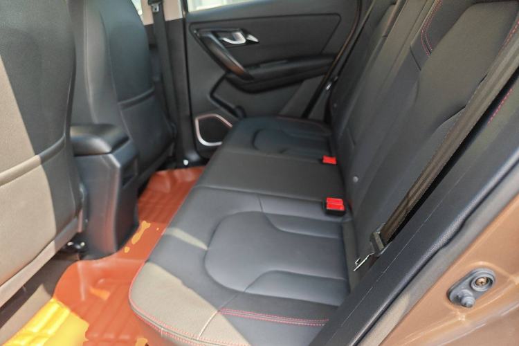 Used FAW Senya R7 2016 1.6L Manual Luxury Model Left Rear Seat