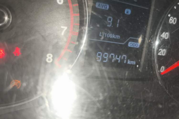 Used FAW Senya R7 2016 1.6L Manual Luxury Model Odometer Close Up