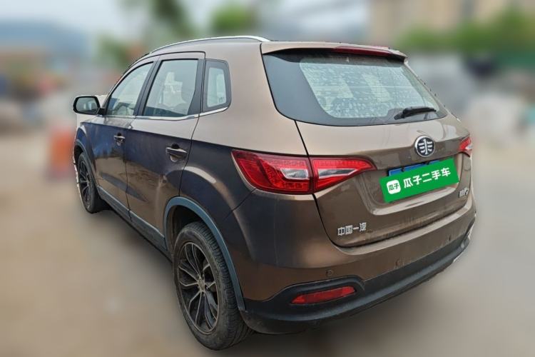 Used FAW Senya R7 2016 1.6L Manual Luxury Model Rear Left 45 Deg