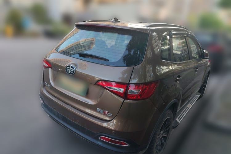 Used FAW Senya R7 2016 1.6L Manual Luxury Version Rear Right 45 Deg