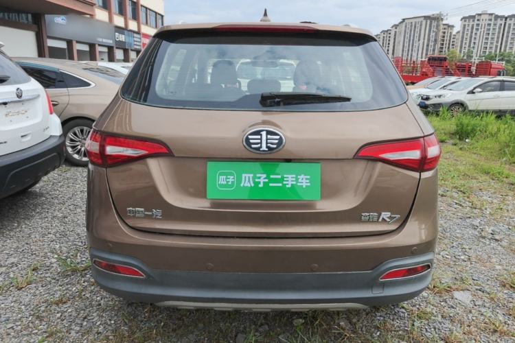 Used FAW Senya R7 2016 1.6L Manual Luxury Model Rear