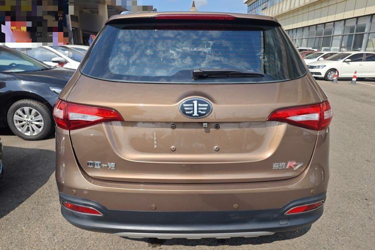 Used FAW Senya R7 2016 1.6L Manual Luxury Model Rear