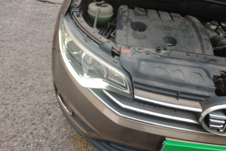 Used FAW Senya R7 2016 1.6L Manual Smart Version Right Front Headlight