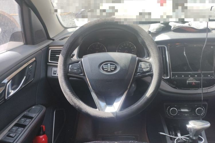 Used FAW Senya R7 2016 1.6L Automatic Luxury Model Steering Wheel