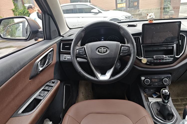 Used FAW Senya R7 2016 1.6L Manual Smart Version Steering Wheel