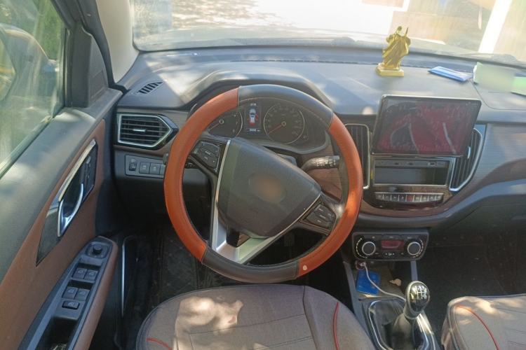 Used FAW Senya R7 2016 1.6L Manual Luxury Model Steering Wheel