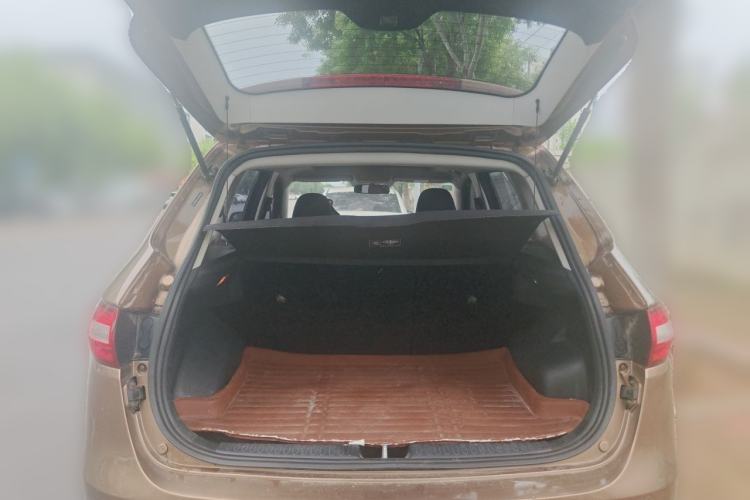 Used FAW Senya R7 2016 1.6L Manual Luxury Model Trunk