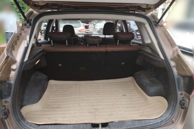 Used FAW Senya R7 2016 1.6L Manual Smart Version Trunk