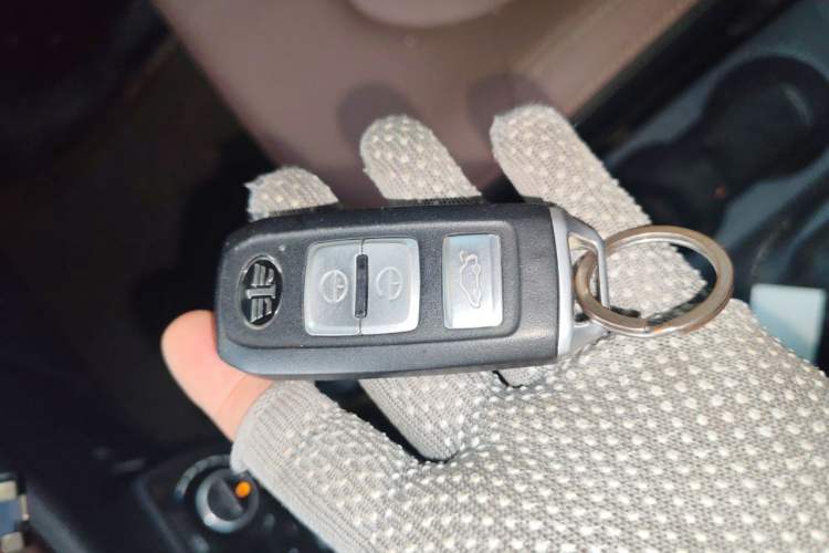 Used FAW Senya R7 2016 1.6L Manual Luxury Version Vehicle Key