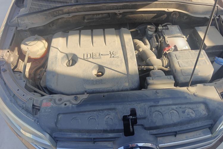 Used FAW Senya R7 2016 1.6L Manual Smart Version Engine Bay