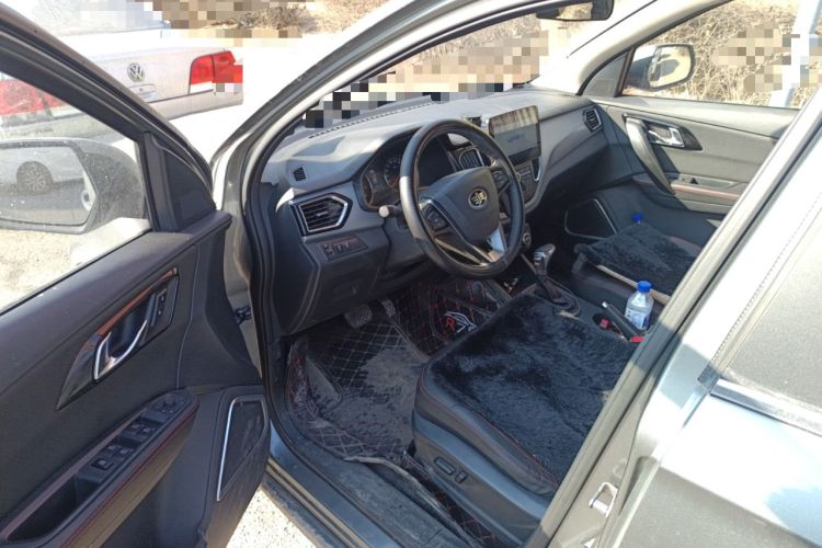 Used FAW Senya R7 2016 1.6L Automatic Prestige Model Driver Seat