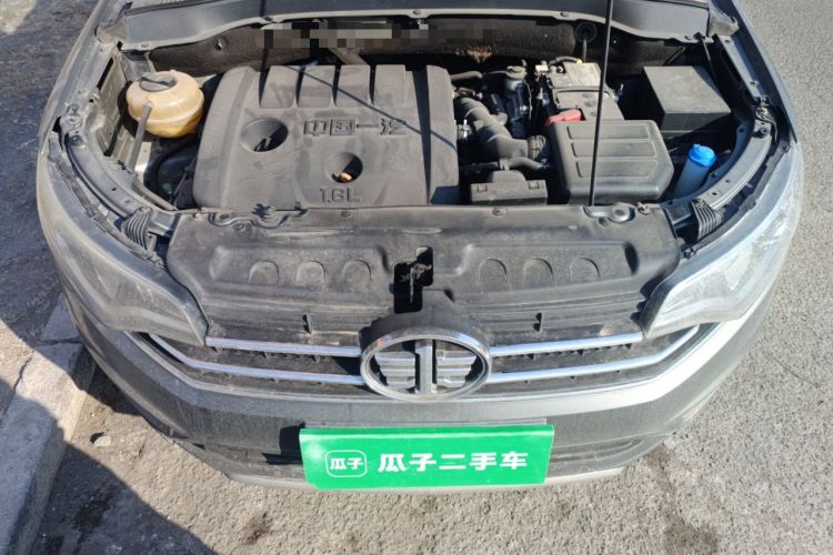 Used FAW Senya R7 2016 1.6L Automatic Prestige Model Engine Bay