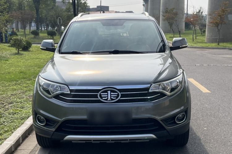 Used FAW Senya R7 2016 1.6L Manual Luxury Model Exterior 5