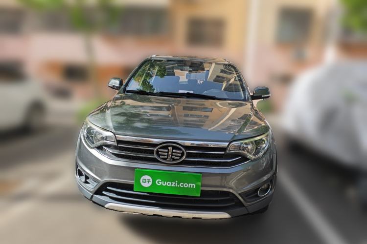 Used FAW Senya R7 2016 1.6L Manual Luxury Model Front