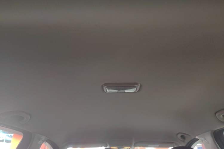 Used FAW Senya R7 2016 1.6L Manual Luxury Model Headliner