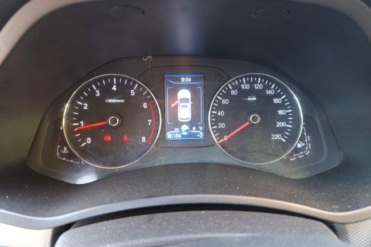 Used FAW Senya R7 2016 1.6L Automatic Prestige Model Instrument Cluster