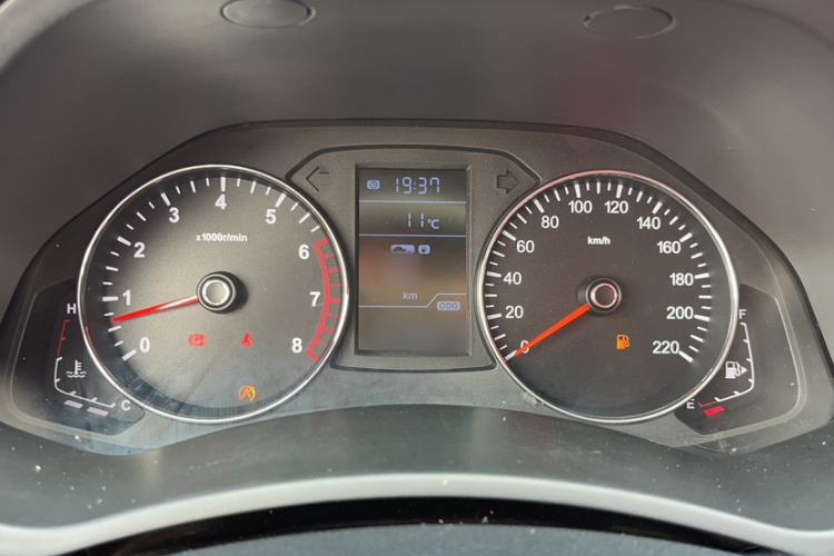 Used FAW Senya R7 2016 1.6L Manual Luxury Model Instrument Cluster