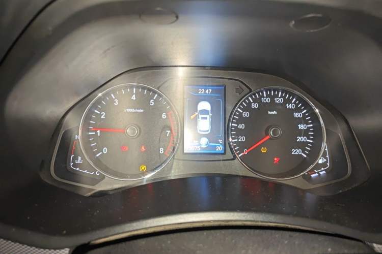 Used FAW Senya R7 2016 1.6L Manual Luxury Version Instrument Cluster