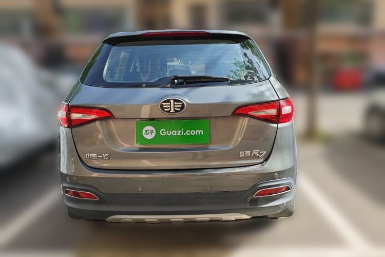 Used FAW Senya R7 2016 1.6L Manual Luxury Model Rear