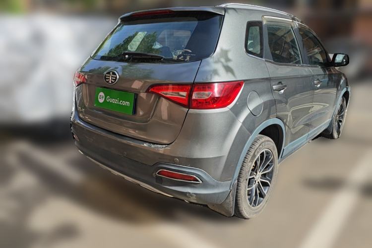 Used FAW Senya R7 2016 1.6L Manual Luxury Model Rear Right 45 Deg
