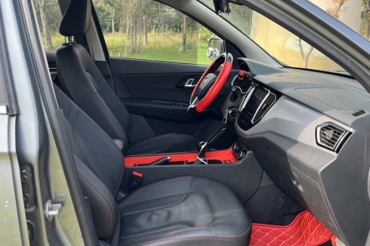 Used FAW Senya R7 2016 1.6L Manual Luxury Model Right Front Seat