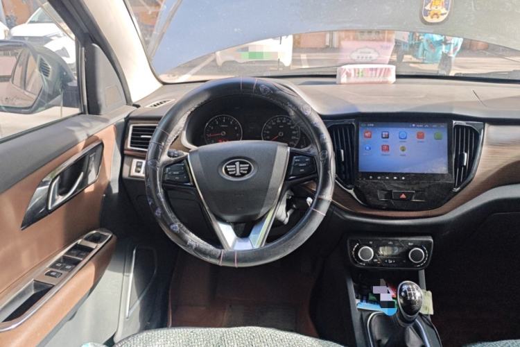 Used FAW Senya R7 2016 1.6L Manual Luxury Model Steering Wheel