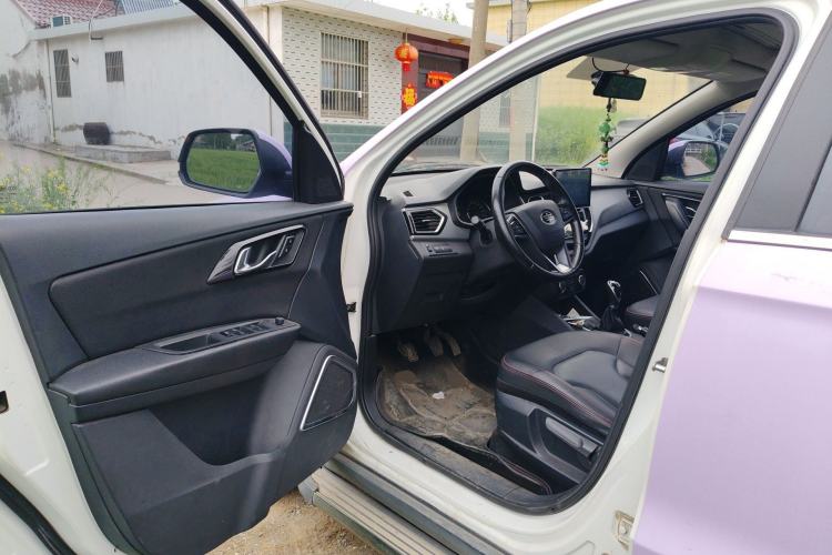 Used FAW Senya R7 2016 1.6L Manual Smart Version Driver Seat