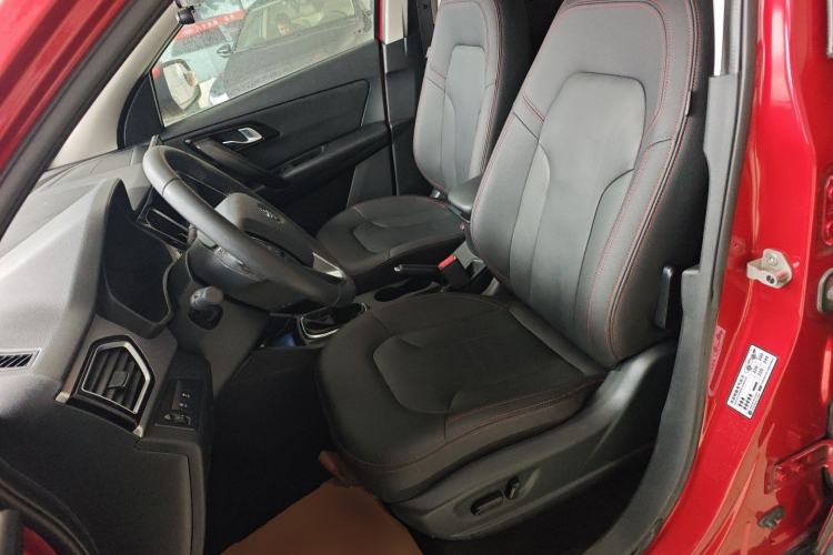 Used FAW Senya R7 2016 1.6L Manual Luxury Version Left Front Seat