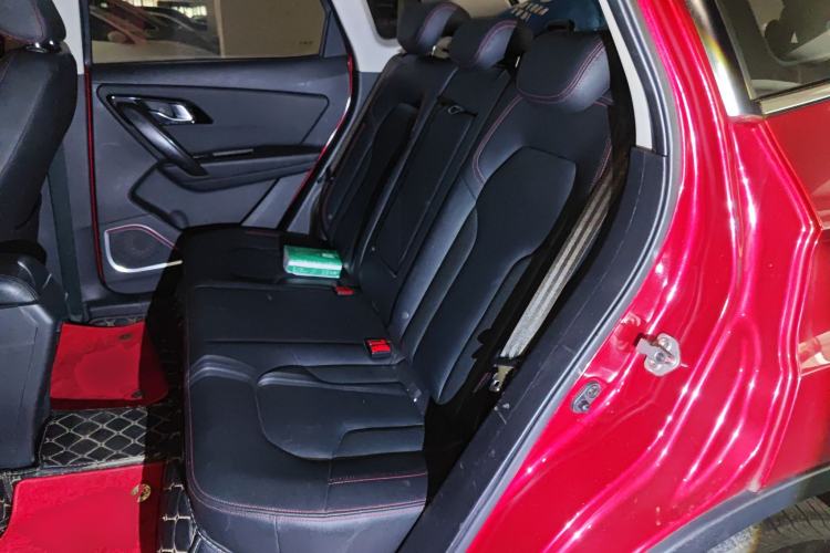 Used FAW Senya R7 2016 1.6L Manual Luxury Model Left Rear Seat
