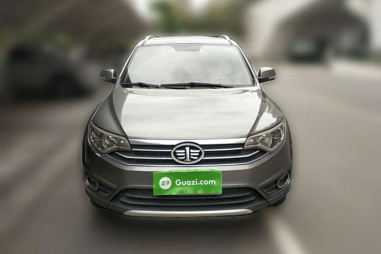 Used FAW Senya R7 2016 1.6L Manual Luxury Version Front