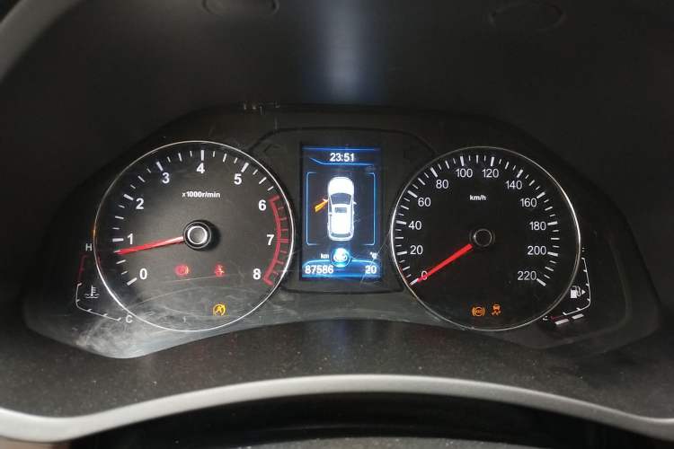 Used FAW Senya R7 2016 1.6L Manual Luxury Version Instrument Cluster