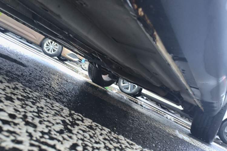 Used FAW Senya R7 2016 1.6L Manual Luxury Model Chassis Front Left