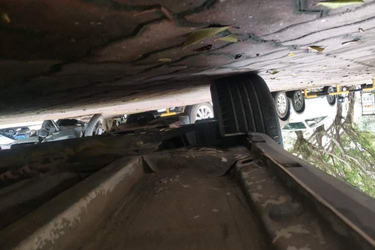 Used FAW Senya R7 2016 1.6L Manual Smart Version Chassis Front Left