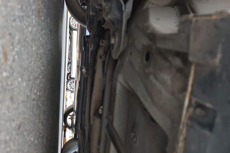 Used FAW Senya R7 2016 1.6L Manual Luxury Model Chassis Front Left
