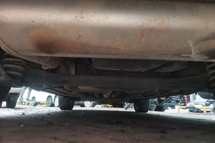 Used FAW Senya R7 2016 1.6L Manual Smart Version Chassis Rear