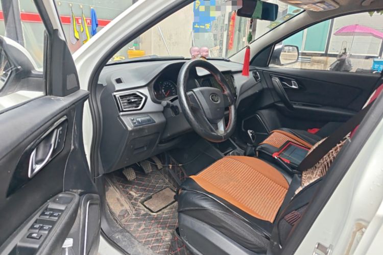 Used FAW Senya R7 2016 1.6L Manual Comfort Model Driver Seat