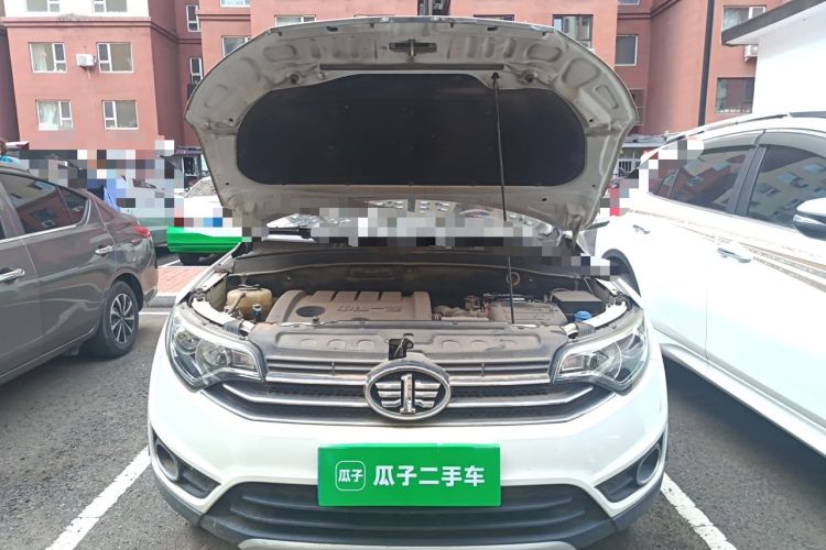 Used FAW Senya R7 2016 1.6L Manual Smart Version Engine Bay