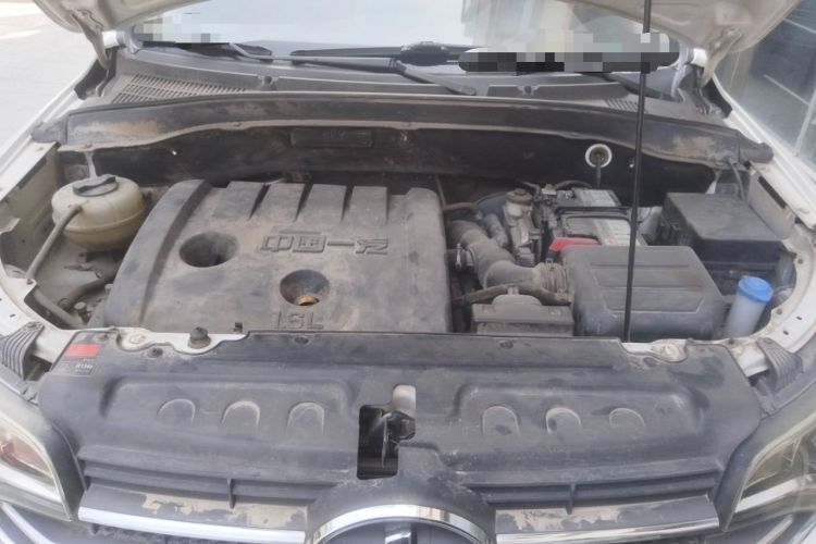 Used FAW Senya R7 2016 1.6L Manual Smart Version Engine Bay