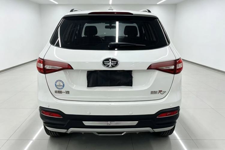 Used FAW Senya R7 2016 1.6L Automatic Smart Version Exterior 4
