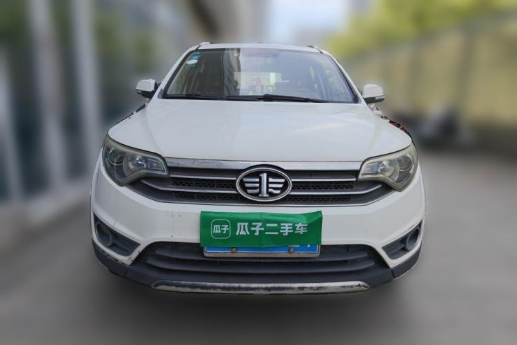 Used FAW Senya R7 2016 1.6L Manual Luxury Version Front