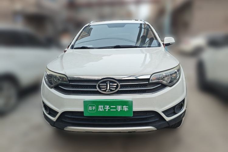 Used FAW Senya R7 2016 1.6L Manual Luxury Model Front