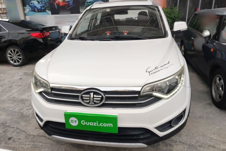 Used FAW Senya R7 2016 1.6L Automatic Prestige Model Front