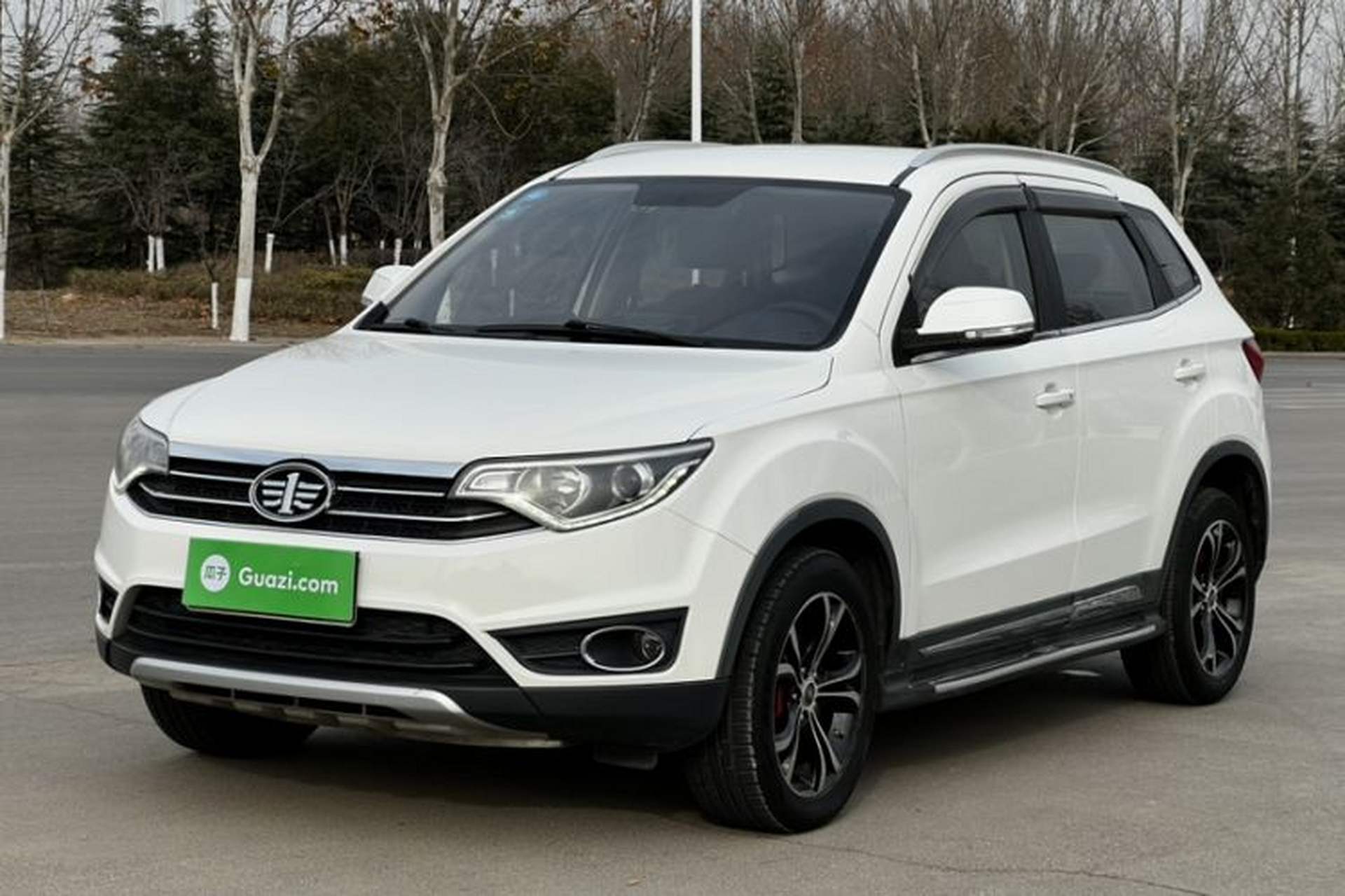 Used FAW Senya R7 2016 1.6L Automatic Smart Version Front Left 45 Deg