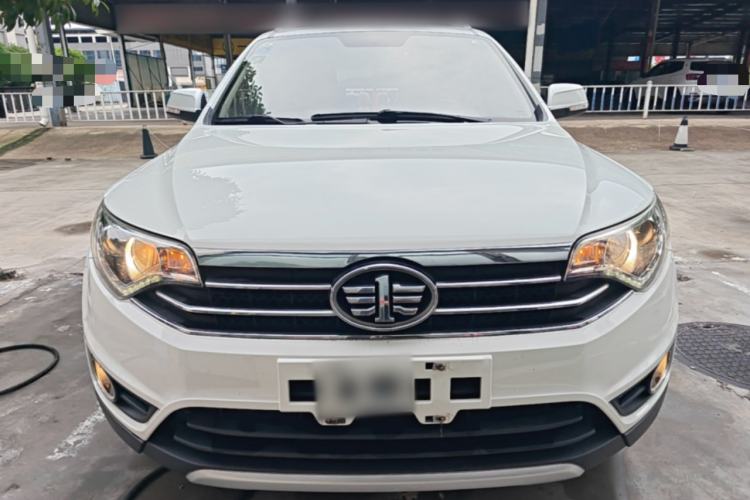 Used FAW Senya R7 2016 1.6L Manual Comfort Model Front